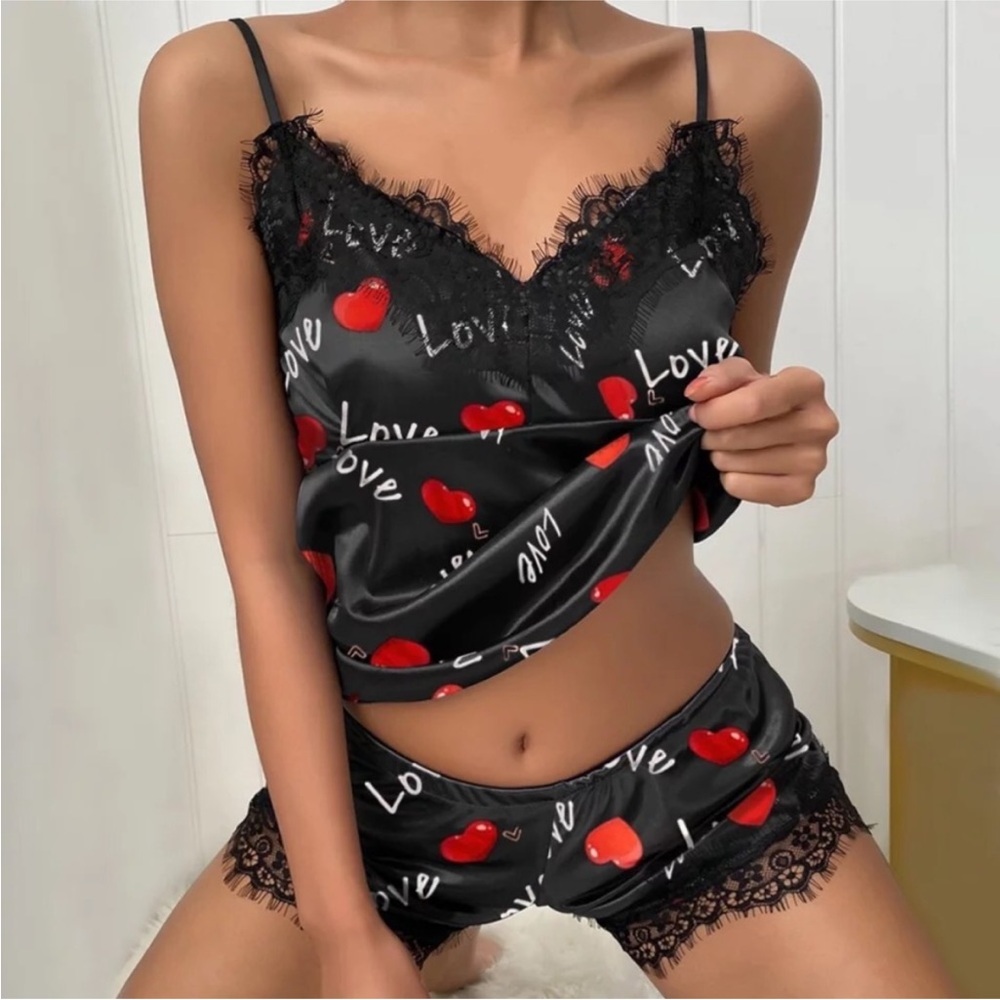 Black and Red Love Print Lace Trim Sleepwear Set
